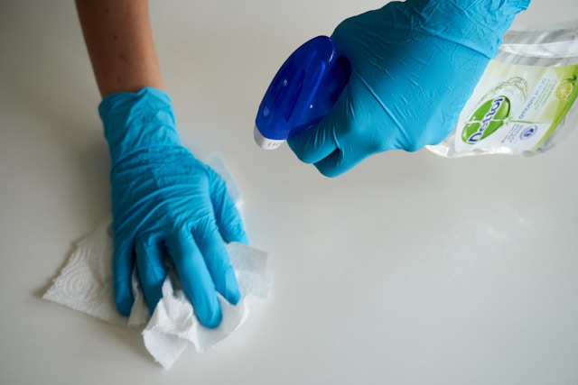 How Deep Cleaning by Naomi Cleaning Transforms High-Traffic Homes Before the Holidays