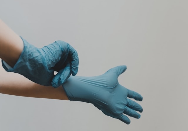 Deep Bathroom and Kitchen Cleaning: Why These Areas Require Professional Attention